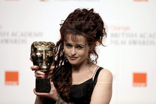 EFELafototeca's tweet photo. ¡Felices 55 Helena Bonham Carter! 🎂o

- Bellatrix Lestrange en 'Harry Potter' 
- Marla Singer en 'El club de la lucha'
- La novia en 'La novia cadáver'
- La Reina Roja 'Alicia en el País de las Maravillas'

¿Qué personaje te ha gustado más? https://t.co/oOnXqhbwdK #EFEfototeca https://t.co/F7V77ayhMr