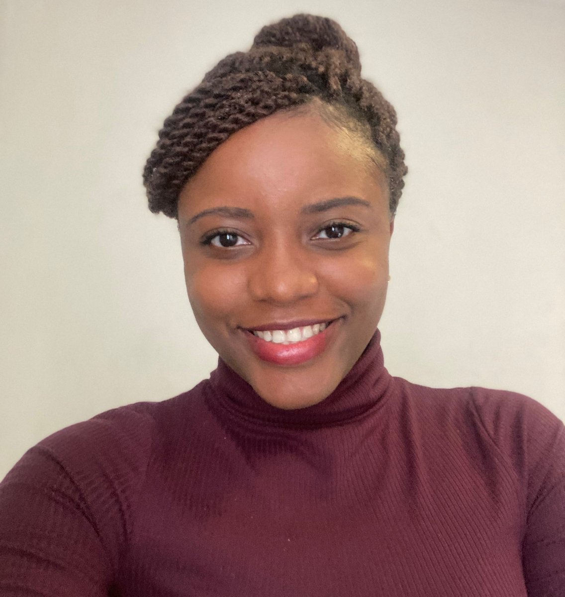 The fifth finalist is @AyodejiMatuluko from @SHIPGCU with her presentation: 'A silent pandemic: how can we protect antibiotics?'. Early in her pharmacy career Ayodeji became interested in working in this area having seen the misuse of antibiotics in community & hospital settings.