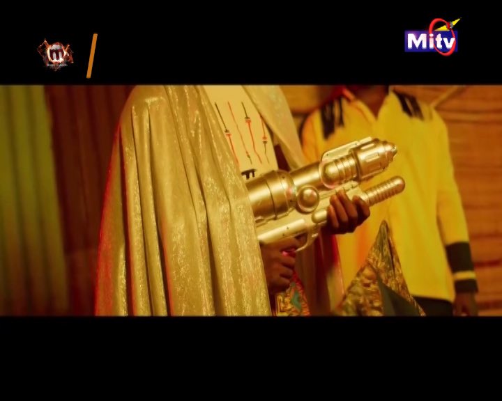 tola_toolz's tweet photo. #Hitbanger with @OmotolaniAkotun Np: Inside Life by @JAYWONJUWONLO ft. #UmuObiligbo on ty#MiTVLagos dstv255 https://t.co/cDSWYEWQU5