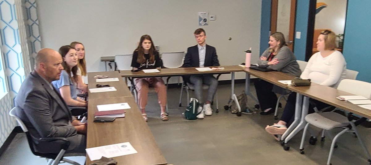 CF_CAPS's tweet photo. If you could have heard the stories🥲😁💥💯🔥 Nobody quite captures the "Why" for #CAPSnet like our associates &amp; biz partners. Thank you @caps_db @CF_CAPSEdu @JesupCaps associates, school admin &amp; our biz partners for taking time to meet with @aelebo today!
#ItsaCommunityThing https://t.co/cLlfKPSydq