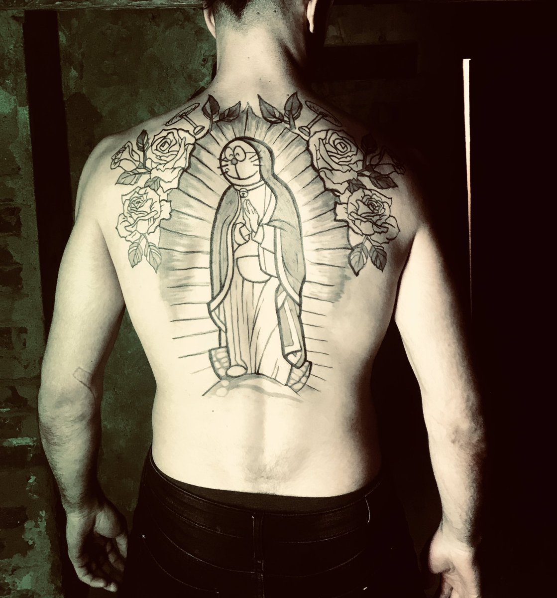 Doraemon de Guadalupe, dame Honor y dame Fuerza.