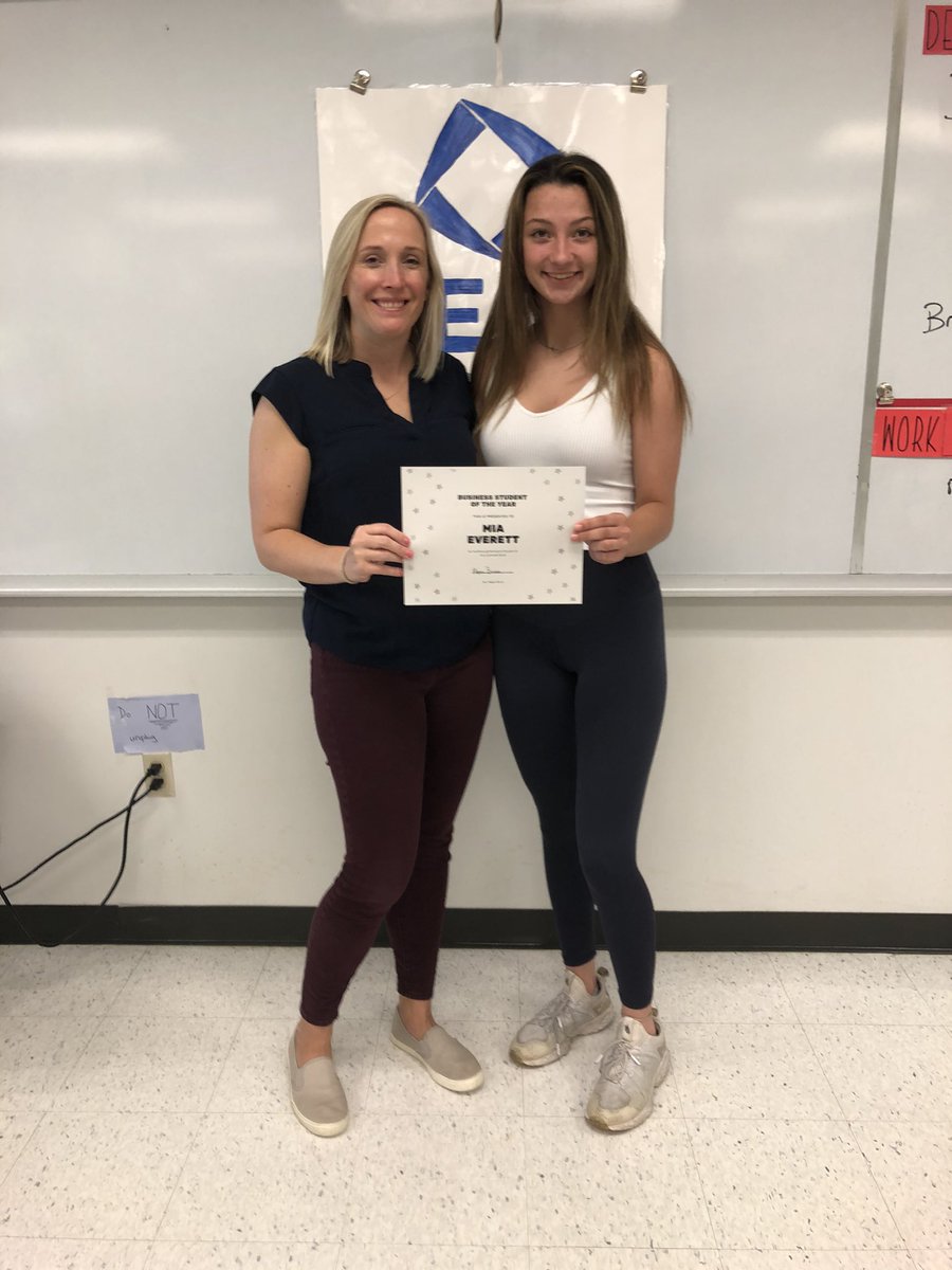 Congratulations Mia on being Mrs. Bruce’s Business Student of the Year!! Thank you for all of your help with DECA! We can’t wait to see where your future will take you!👏👏