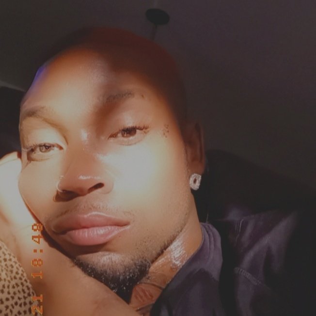 DeeBlackThe1's tweet photo. #NewProfilePic https://t.co/BpORx6hUys