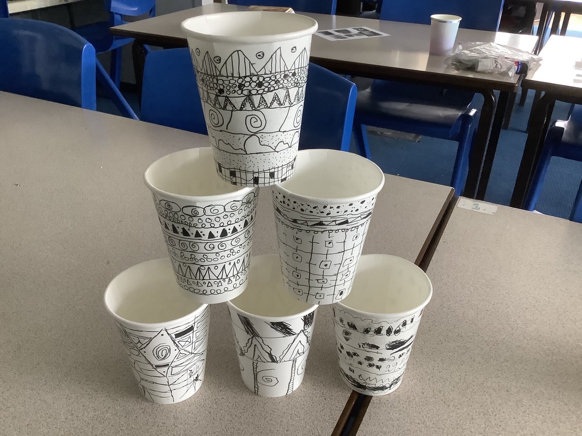 OrmsWestEndSch's tweet photo. Oak have had a brilliant morning grinding cacao beans and designing Maya inspired cups for drinking hot chocolate! #TheMaya #makelearningreal #cacaonibsarebitter #teachingkitchen https://t.co/nqbWVHE6AS