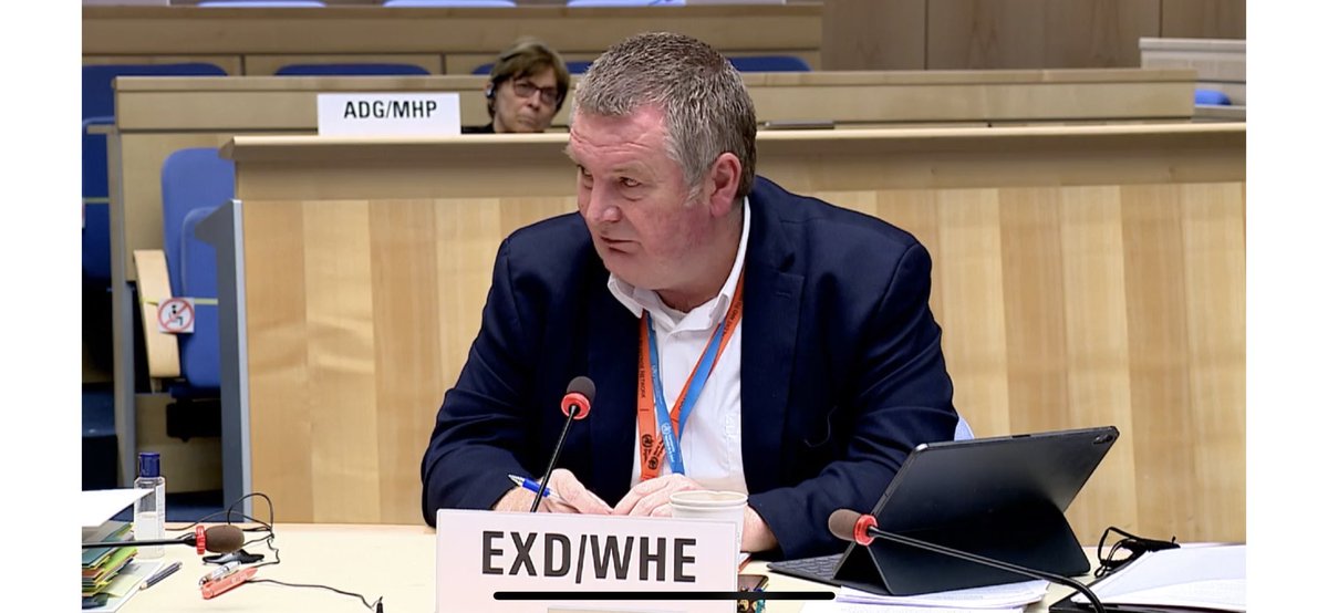 sapa999's tweet photo. Praise is not enough for health workers responding to #COVID19 We have to equip them, train them, and protect them. — @DrMikeRyan at #WHA74 #FHWC @JimC_HRH @ICNurses @world_midwives @FIGOadvocacy @francediplo @wgh https://t.co/3Vsx1KL3At