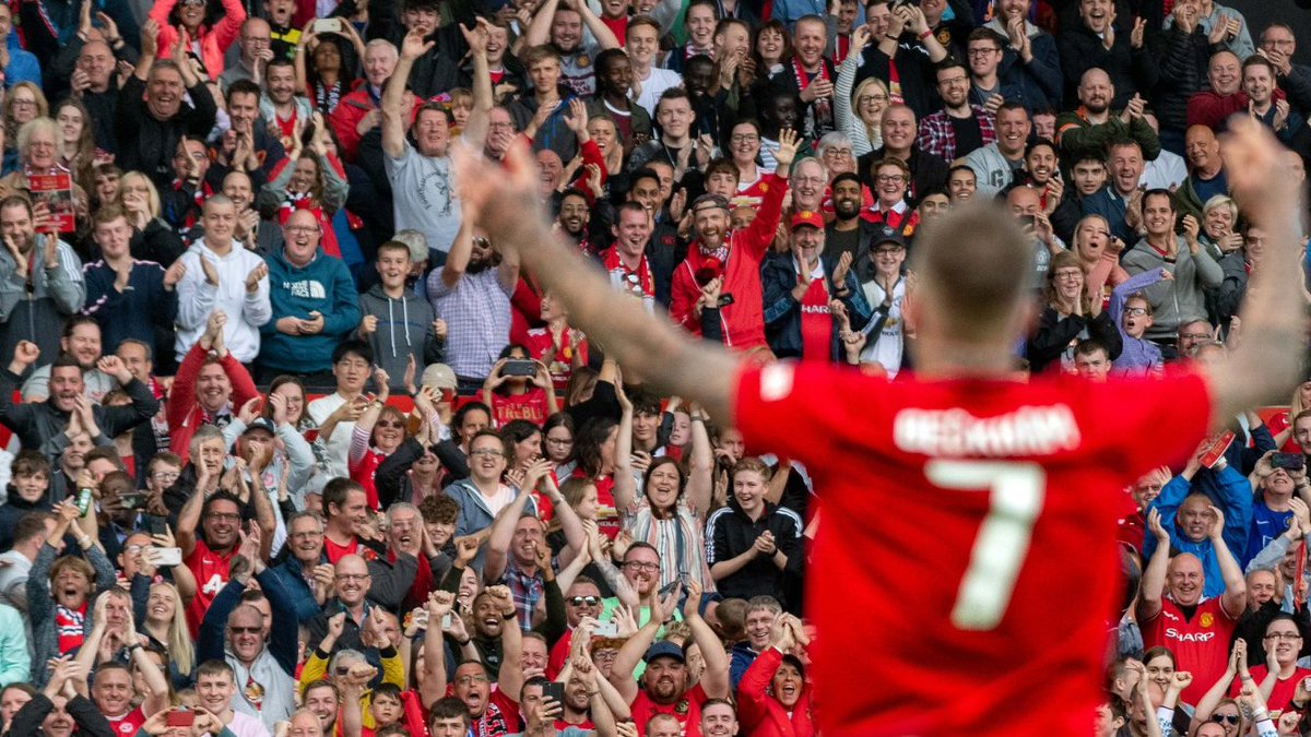 MU_Foundation's tweet photo. ππππ‘ π¨π πππ² πππ
The perfect day for a #DavidBeckham appreciation post π
#TrebleReunion https://t.co/63mPv2L0ee