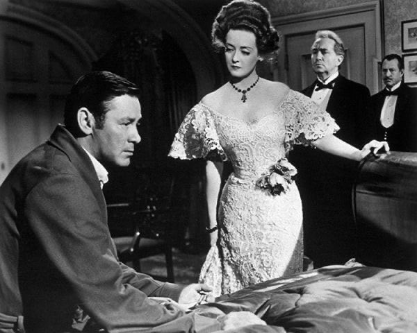 iescobar98's tweet photo. La Loba (1941), del siempre genial William Wyler, es un excelente ejemplo de composición e iluminación en un filme. Wyler utiliza elementos como la profundidad de campo o la iluminación para representar la condición -tanto social como moral- de sus personajes. Por ejemplo: https://t.co/u6k24QhJdo