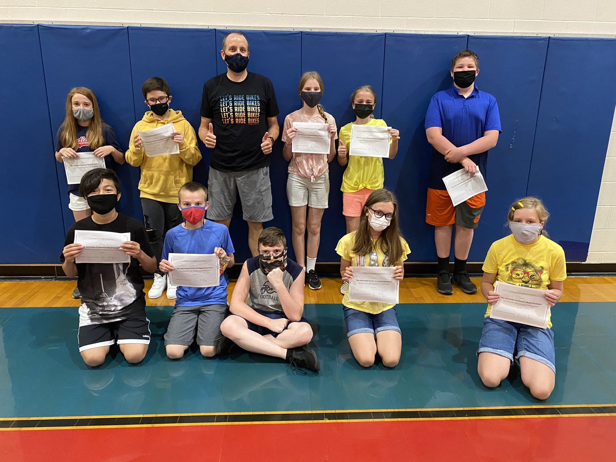 WellerArt's tweet photo. 6th Yellow Unified Arts Leadership Awards, Choir Awards and Band Awards!!!   RISE RALLY WEDNESDAY!!! @CreekviewIS @DianeMankins https://t.co/5u9qUbxT59