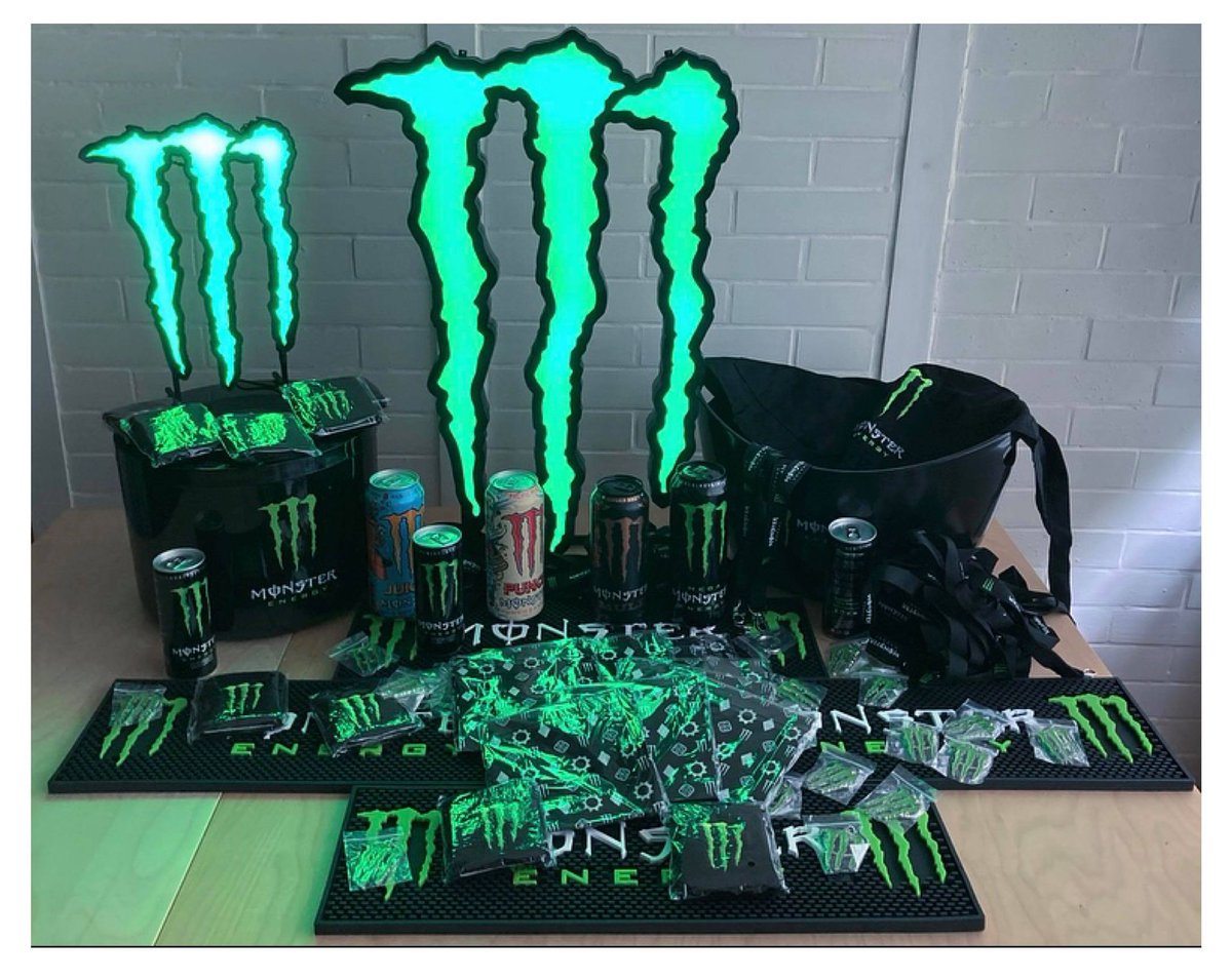 Les WarpZone travailleront dorénavant avec <a href="/MonsterEnergyF/">MonsterEnergy France</a>  ! 
Vos bars préférés organiseront des animations et soirées autour de cette célèbre marque d'Energy Drink.

#UnleashTheBeast