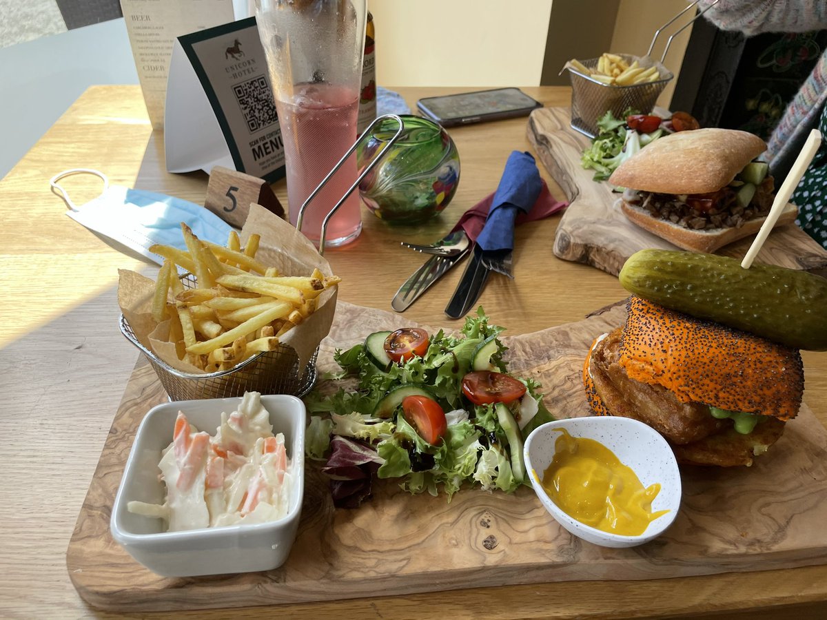 Kenneth Boswell tweet media