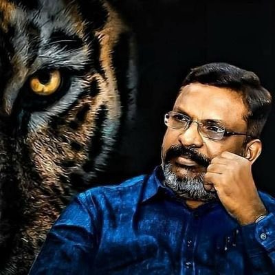 Profdilipmandal's tweet photo. Member of Parliament @thirumaofficial की मूँछें। #सुरेश_मूँछ_जरूर_रखेगा https://t.co/6bqsiCYz9Q