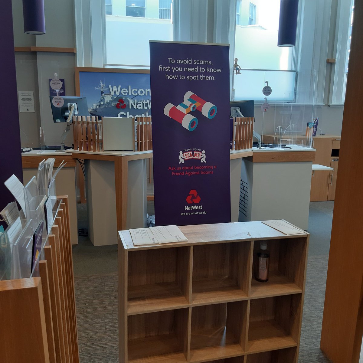 4 staff members yet no cashier <a href="/NatWest_Help/">NatWest</a>. Why the wait. When asked no feasible answer given. 40 min wait is unacceptable.