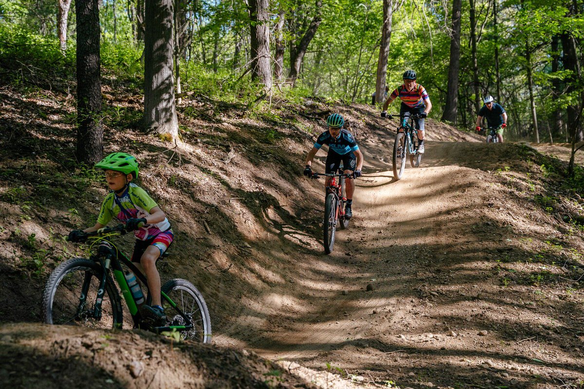 MmbaTrails's tweet photo. Great feature in @secondwavemedia on the thriving mountain bike and trail community in Southeast Michigan! Check this out and make sure you hit up a few of these spots this summer! https://t.co/ByOTQHizAY

#MMBA #MTB #MichiganTrails #bikelife #MTBLife #mountainbike #trailsmatter https://t.co/lU0VLRwp9c