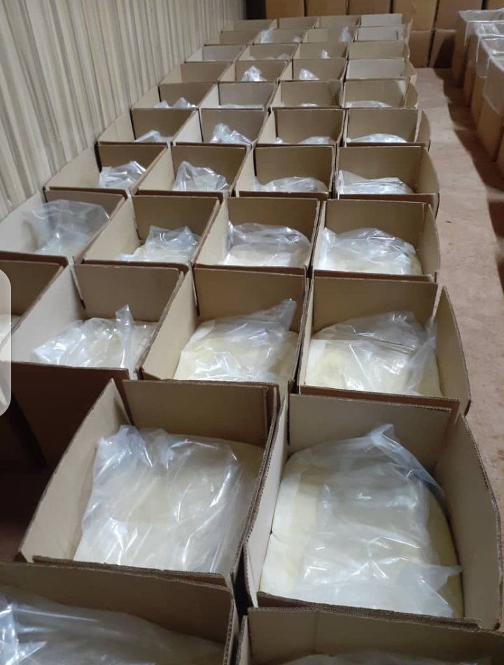 MuduAfrika's tweet photo. Unrefined Shea butter at it's purest form.

Still selling! N13,750 for 25kg packs (exclusive of delivery) and discount on bulk purchase above 15tons.

•Like •Comment •Share and help connect potential buyers. 

@ https://t.co/KlvAkbn6X3