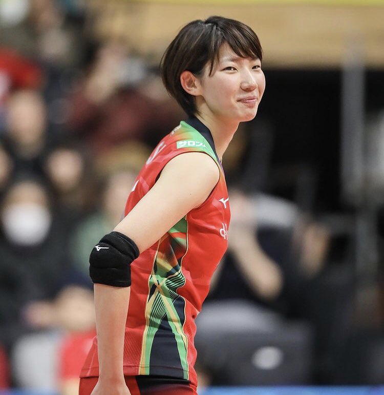 石井優希のバレー経歴が凄すぎ 小学校 中学 高校時代は苦戦した 愛車が超高級車でネイルがオシャレすぎ
