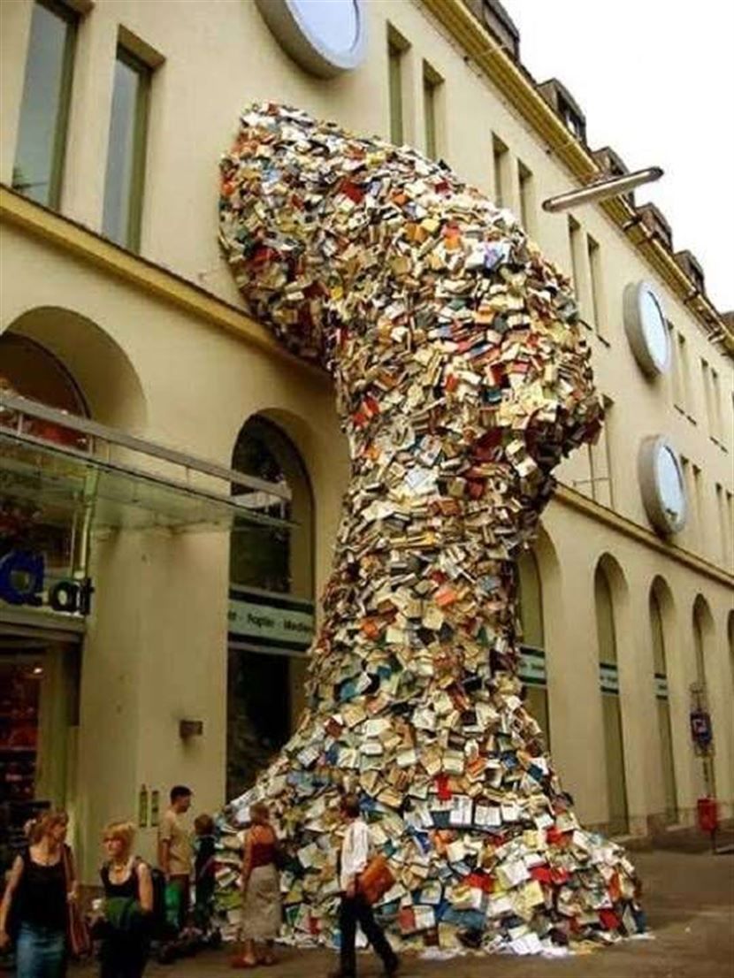 Book waterfalls In Spain