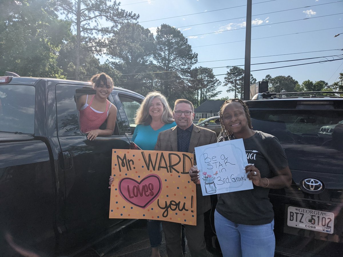 kshirley218's tweet photo. Can't think of a better way to send off these amazing 2nd graders!!! Keep working hard and being kind and remember that Mr. Ward and Mrs. Shirley love you and will always be PROUD of you!!! @PrincipalKenne1 @KennesawElem https://t.co/0hl8ivZaB3