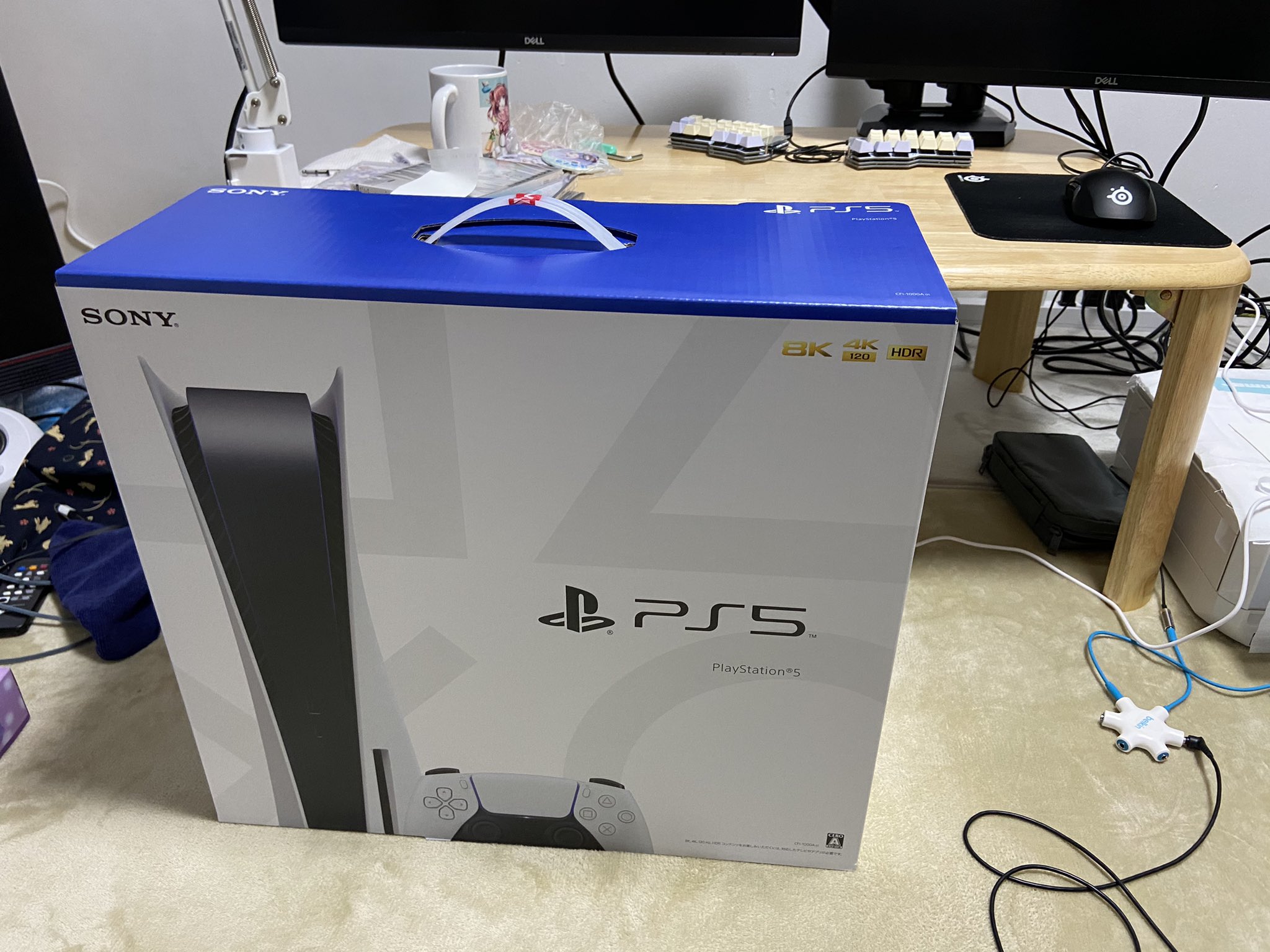 Issei Fam こちらは皆既の直前にヤマダ電機で回収してきたps5 T Co Vsptiyptun Twitter