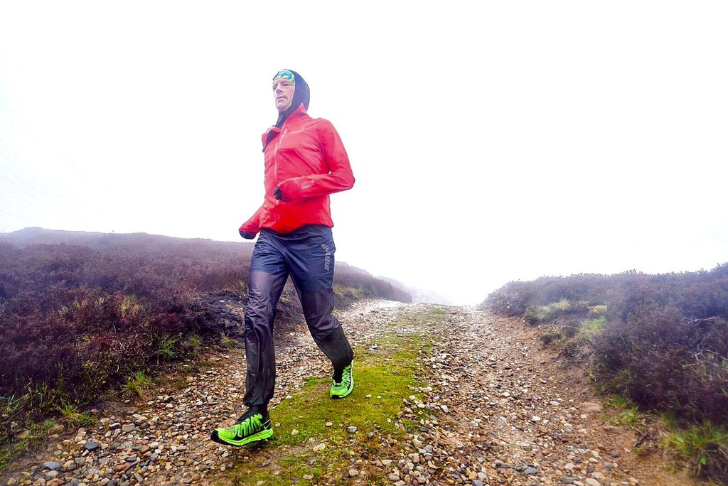 RunUltra_UK's tweet photo. Yesterday, @Ultra_Damo met the current record holder Mike Hartley at Shap 🤝 The end is in sight now! Damian is currently running across Glaisdale Rigg towards the Glaisdale checkpoint. At the last CP he was ahead over 1.5 hours 🙌 #getagrip
#DamoC2C #Tea2Tea #inov8 #GrapheneGrip https://t.co/h9Sz4ywO6I