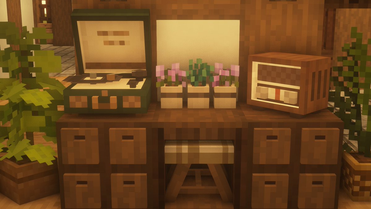 hanaling_art's tweet photo. I missed out on Sunday's sneak peak cuz I was tryna get as many items done, before realizing I should probably restrain myself lmao, but I really wanted to post these cuz I'm quite proud of my latest CIT items, I hope ya'll like em as well! ^^

#minecraft https://t.co/NnFHnb5YJB
