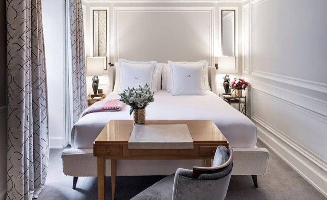 Cozy up in sumptuous comfort at #jkplaceparis. Your wish is our command. ✨ jkplace.paris