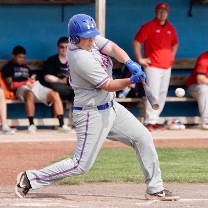 SheetsTonya's tweet photo. Good luck to the Crestview Baseball team at Districts! This group is such a great group of guys! Very proud of how hard they are fighting and not giving up! Keep the KNIGHT 🚂 ROLLING!  
Luv my #38 and #19! Play with all your heart and fight till the end!! https://t.co/MiM3MlSFoI