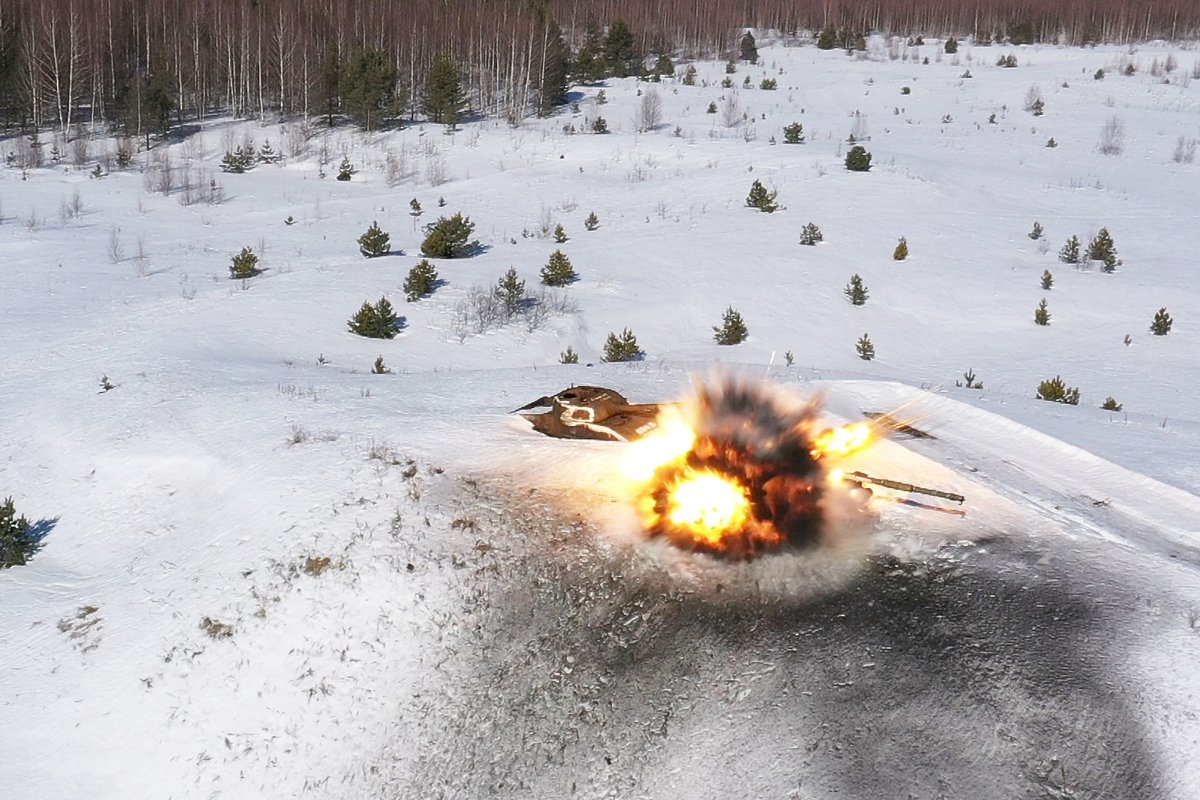 KalashnikovNews's tweet photo. #Kalashnikov Group conducted Successful Trials of the #Vikhr Guided Missiles. In the course of the trials at the #RussianMinistry proving ground, 22 missile launches were conducted by a #Ka52 Alligator attack-reconnaissance helicopter: https://t.co/gMjmbvWpW2 https://t.co/SoS64qLxlC