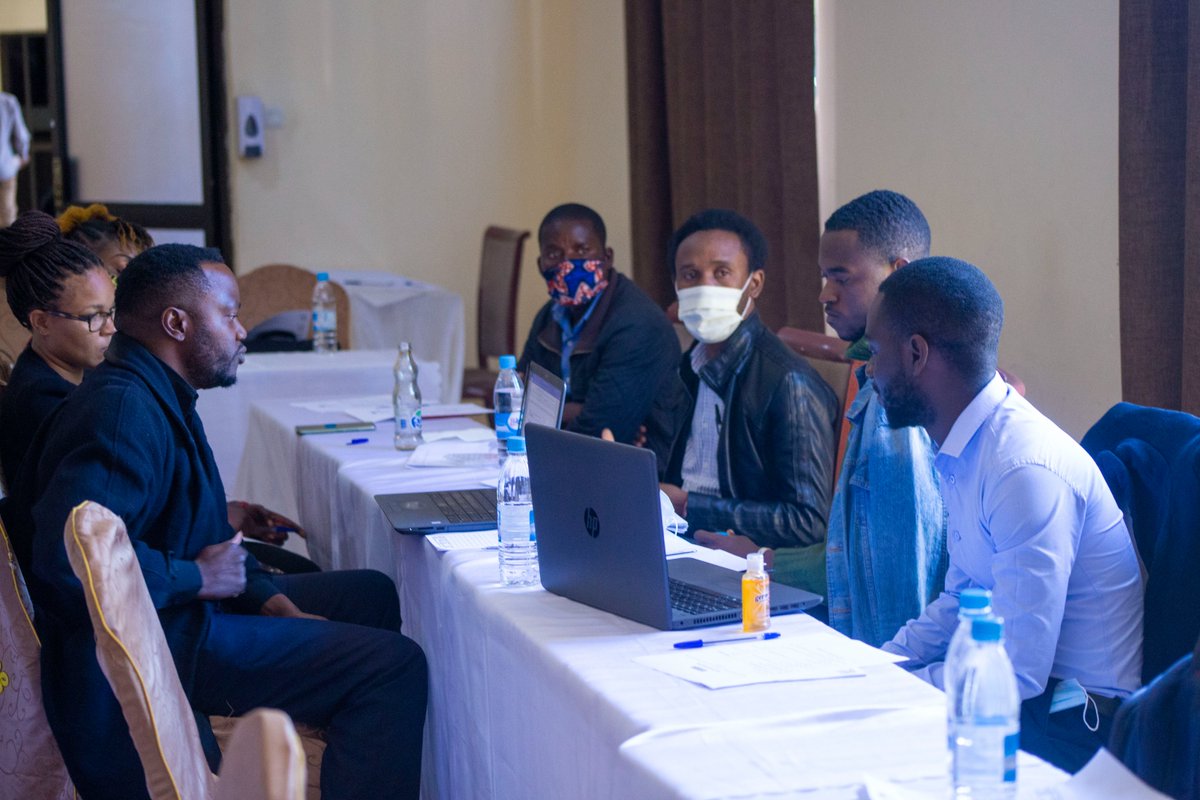 CUTS_Lusaka's tweet image. #GroupTwo Pointer: 

- Very few NSAs have adequate information needed to participate &amp;amp; influence the CFTA implementation process

- NSAs need negotiation skills at multilateral level

-There should be collaboration between government &amp;amp; NDA to work together &amp;amp; achieve a common goal