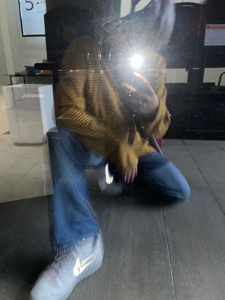 kpopmirrorshots's tweet photo. 1. CIIPHER Terazono Keita https://t.co/hKggqnauYd