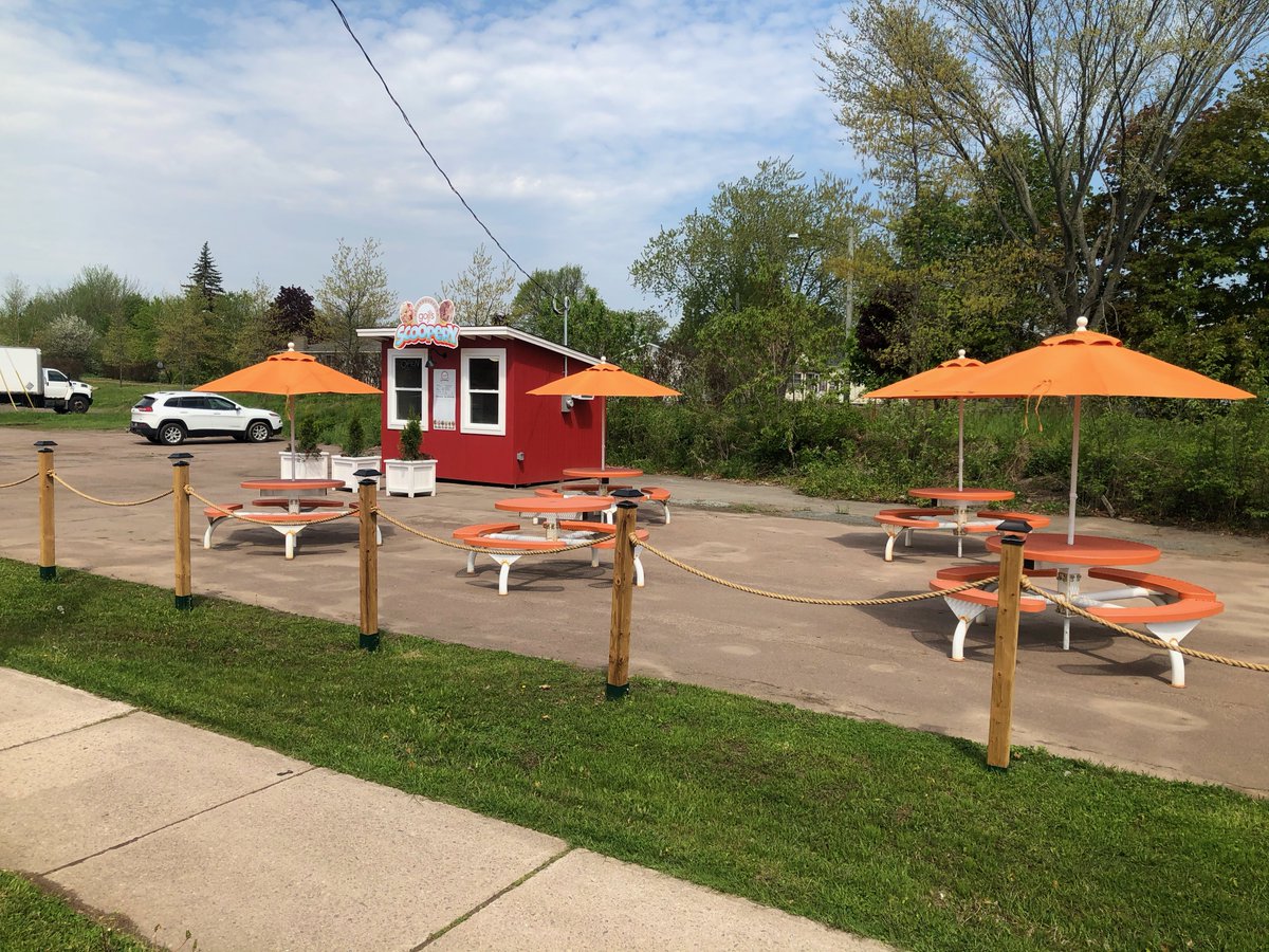 Opening TOMORROW at 2pm - 593 St. George Blvd. in #Moncton #NB goji's hard scoop ice cream, 16 flavours!