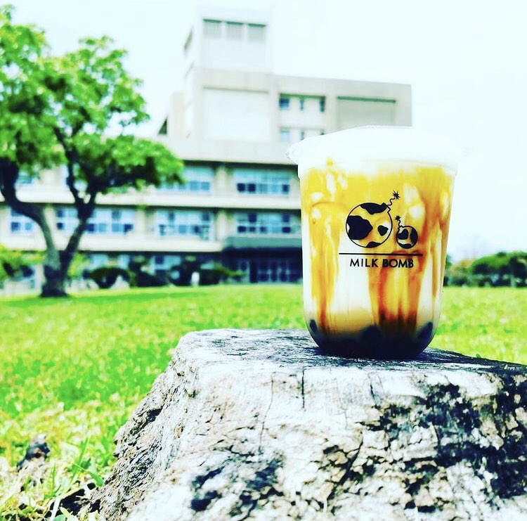 MILK_BOMB_'s tweet photo. 5/27🏡営業時間のお知らせ🚚🚛❣️
🏡MILKBOMB+
🚚マックスバリュ八重瀬店
⏰14:30-19:30
🚛①沖縄芸術大学②普天間リウボウ
⏰①12:00-15:30②16:30-19:30
今夜夕暮れ時のお空がとても綺麗でした☺️スーパームーンはタイミングの関係で見れませんでしたが、満足🥰
https://t.co/i7Ftz1OMZS https://t.co/NEkjJblpIf