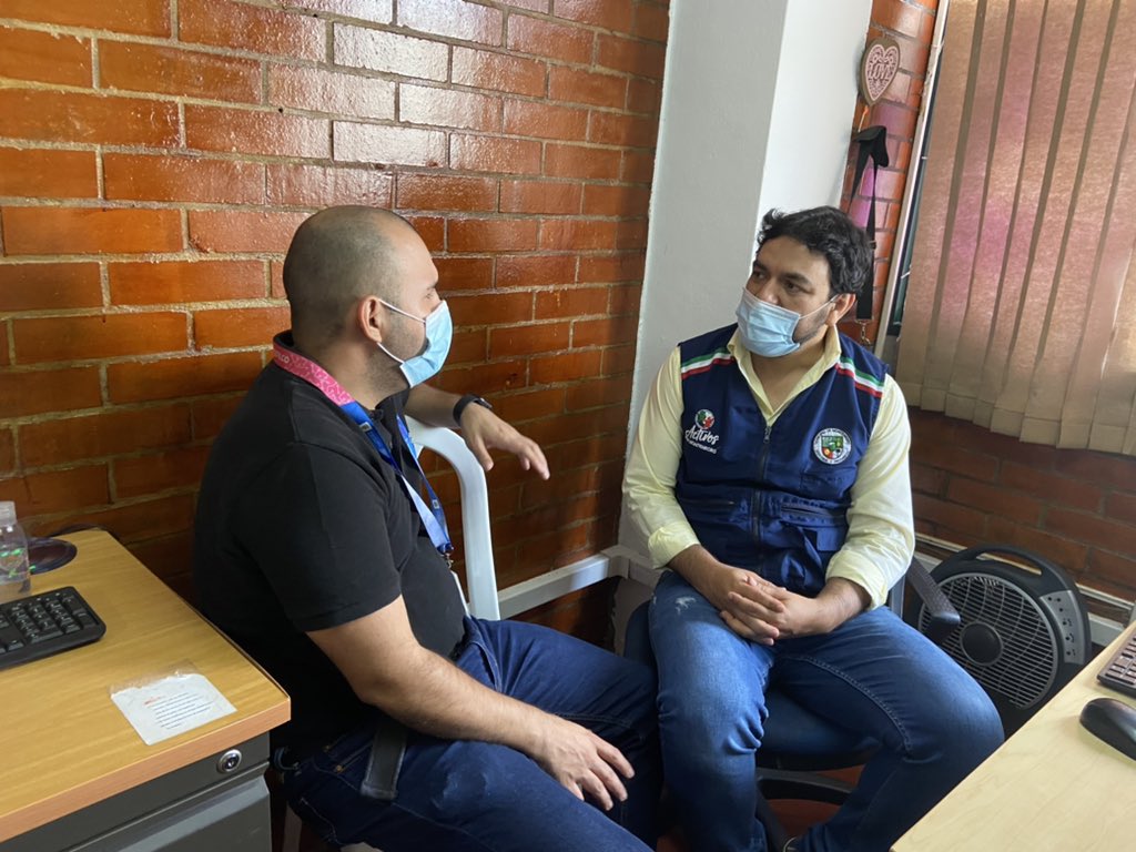 jbarrerabu's tweet photo. Hoy desde el municipio de @AlcMontenegroQ socializando la oferta institucional del @Ministerio_TIC  importantes proyectos en materia de conectividad y formación para la ET. Porque nuestro ministerio #Conecta #Reactiva y #Comunica en el @QuindioGob @karenabudi @katty_eljach https://t.co/j5FWOoHFDS