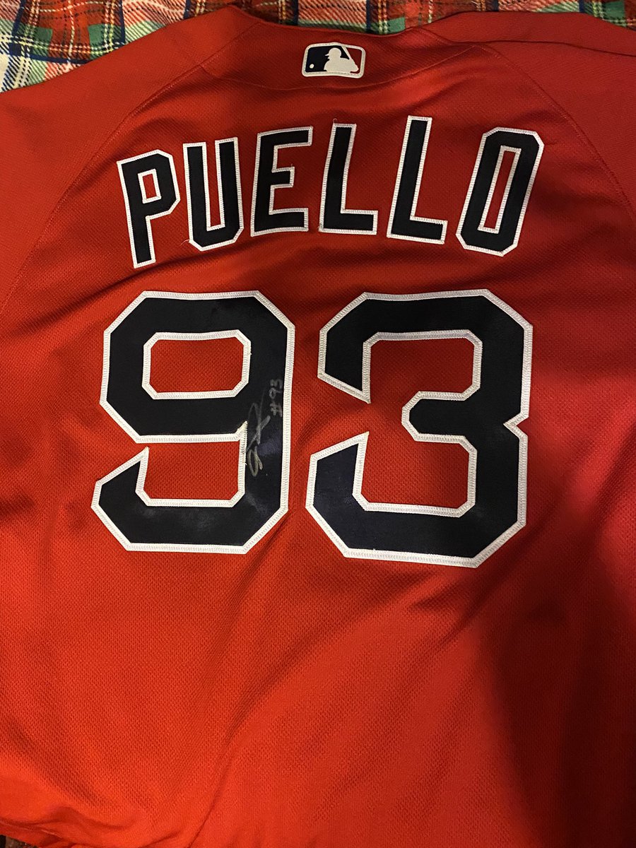 hehemyhoney's tweet photo. Got to see an old friend #CesarPuello @PawSox @RedSox @MiLB https://t.co/S55VA8JzDi