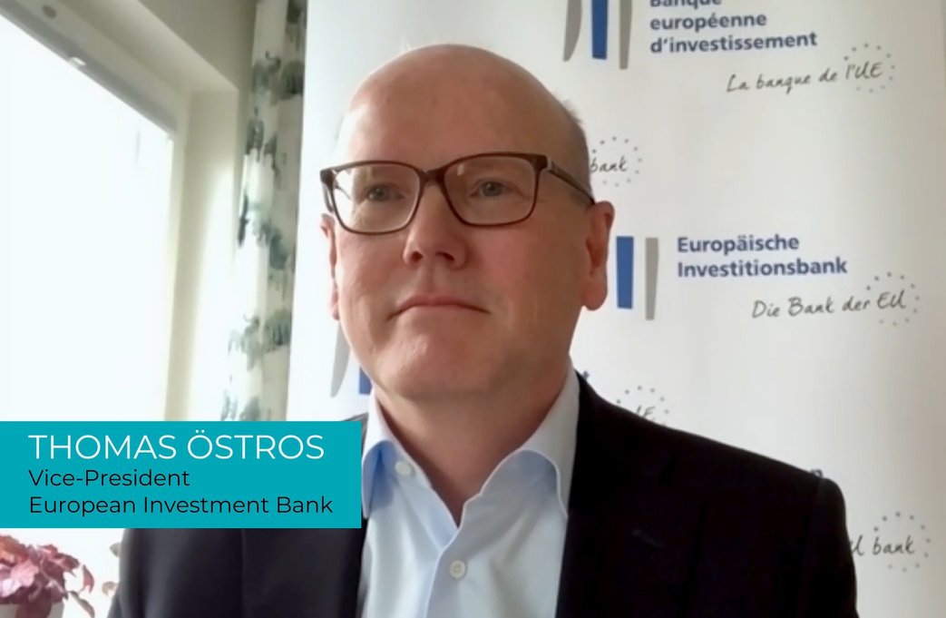 SMEFinanceForum's tweet photo. [𝗟𝗘𝗔𝗗𝗘𝗥 𝗗𝗜𝗔𝗟𝗢𝗚𝗨𝗘𝗦] “…Green and digital, in my view, go together...the SME sector is really the hope and can be the center of development going forward..."

Thomas Östros, VP @EIB talks about his vision for the future growth of SMEs.
🎥Watch>https://t.co/bZCoBHfd42 https://t.co/roWBxiHEQd