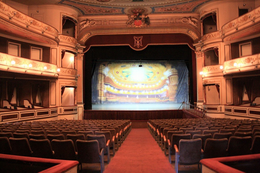 TeatroIquique's tweet photo. 👏👏👏 18 de mayo 2021 el @MopTarapaca dicta Resolución de adjudicación para mí restauración. Ahora a contar 540 días para que se completen los trabajos.
Que alegría más grande, una excelente e inmensa noticia para las Artes y Cultura de #Tarapacá 
👏🎉🎶💃🎭🎵👍💐❤️ https://t.co/CEJYW55f69