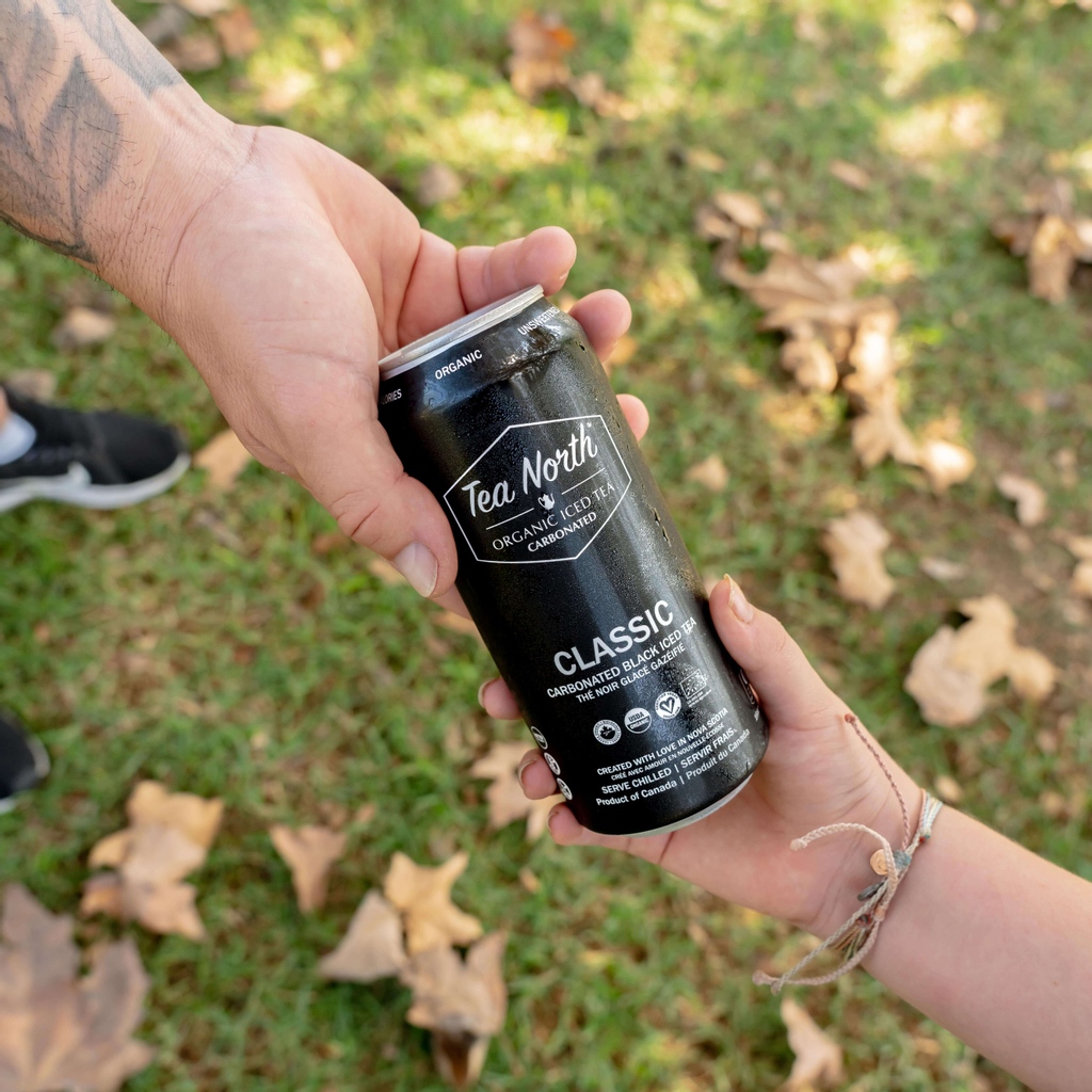 Don't just enjoy Tea North, share it with friends and experience a world of flavour together!
.
#drinkteanorth #icetea #unsweetenedtea #unsweetened #sparkling #organic #nongmo #glutenfree #nosugar #tea #vegan