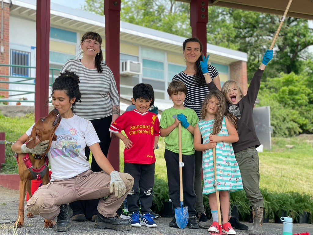 tvwithheart's tweet photo. New Home :: Rummage Sale Fundraiser :: Summer Camp https://t.co/ycVXKPQyYt https://t.co/t8hLXcN7Yj