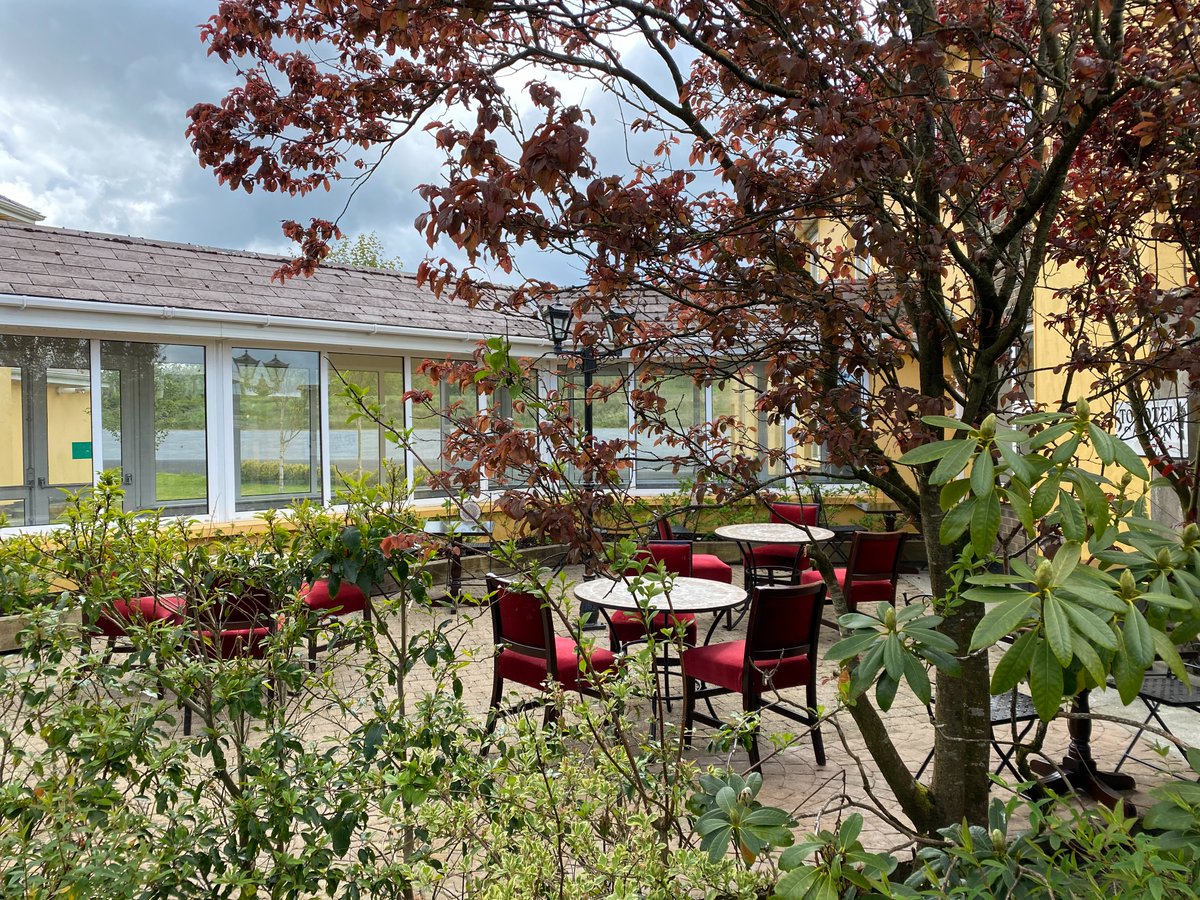 Devon Inn Hotel tweet media