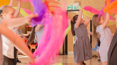 visionary_uk's tweet image. Join virtual juggling 2 June for #Blind or #PartiallySighted #Children with @BritBlindSport and @theworkshopcomp. 

Part of First Steps in partnership with local sight loss organisations through @visionary network.

Families and siblings welcome!
Register: buff.ly/3gLV8NQ