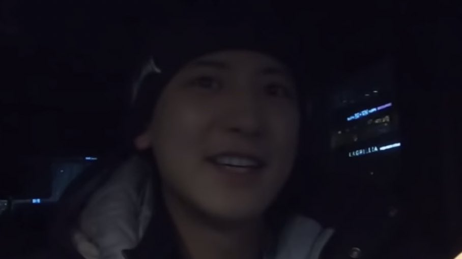low quality chanyeol tweet media
