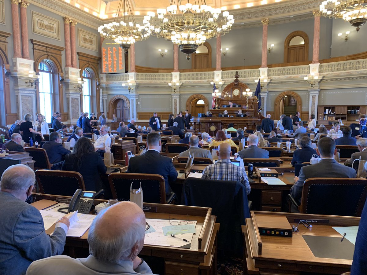AlecGartner's tweet photo. House has gaveled in on Sine Die.  #ksleg https://t.co/nycULYzYMa