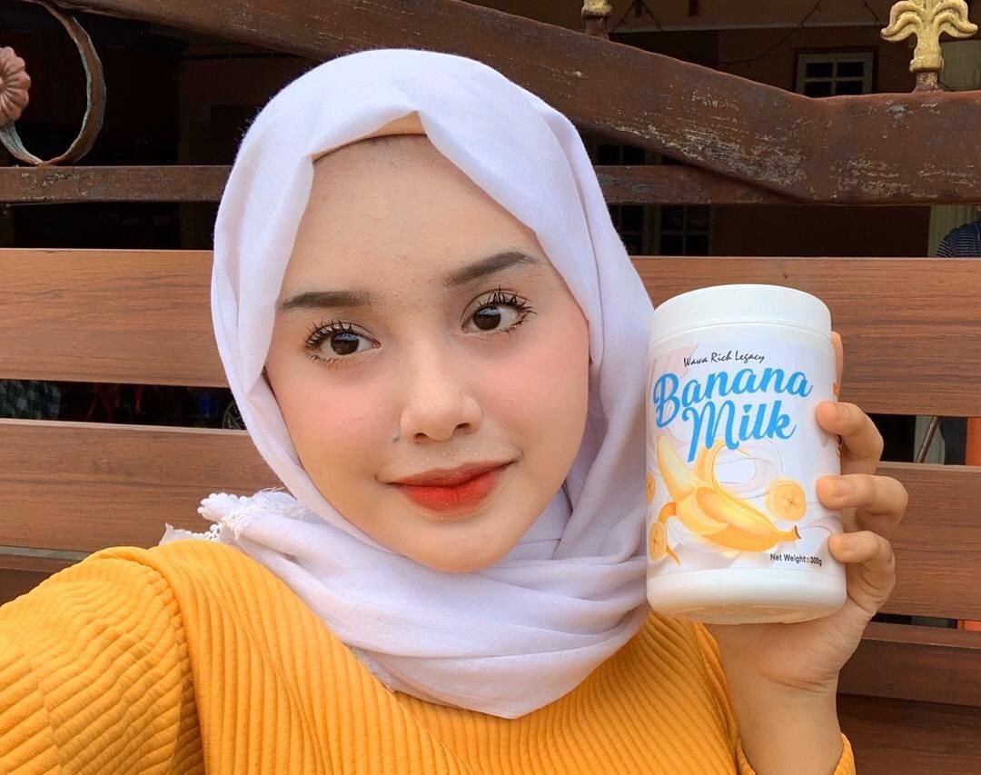 itsaere's tweet photo. Banana milk available. Dapatkan dengan harga Rm35 sahaja.  Normal price Rm40 🙈😘 https://t.co/7ZmoTDs44C