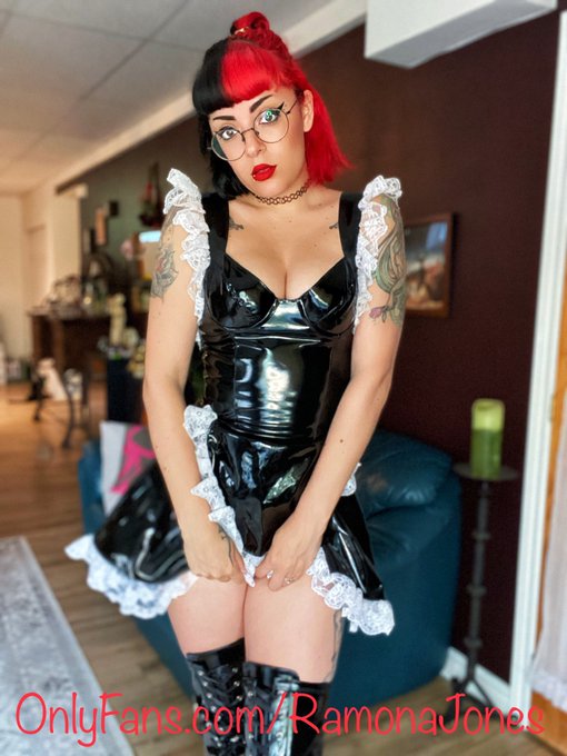 Is anybody in need of a maid? The deal is I&rsquo;ll be overseeing and looking cute in the outfit while you<a href="/tag/femdom"class="tags"><span>#femdom</span></a><a href="/tag/onlyfans"class="tags"><span>#onlyfans</span></a>
