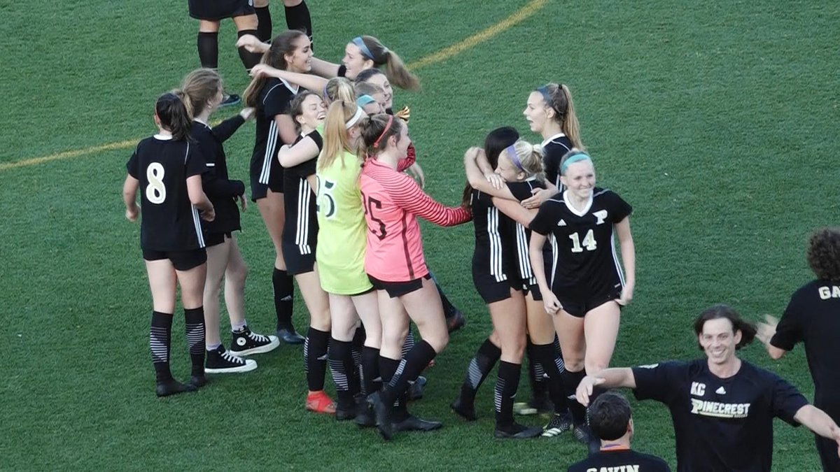 HighSchoolOT's tweet photo. FINAL HIGHSCHOOLOT RANKINGS
🗂 #HSOTtop25 Girls Soccer (East)

🥇 @pcsoccernc  
🥈 @AshleyAthletics 
🥉 @HoggardWsoccer 
4⃣ @CHHSfutbol 
5⃣ @EastWSoc 
6⃣ @laneywsoccer  
7⃣ @wsoccer_cghsnc 
8⃣ @GHHSSports 
9⃣ @athensjags 
🔟 @LadyUphs 

1⃣1⃣-->2⃣5⃣: https://t.co/KFj15TJqvz ⚽️ https://t.co/e2XRVoYsdT