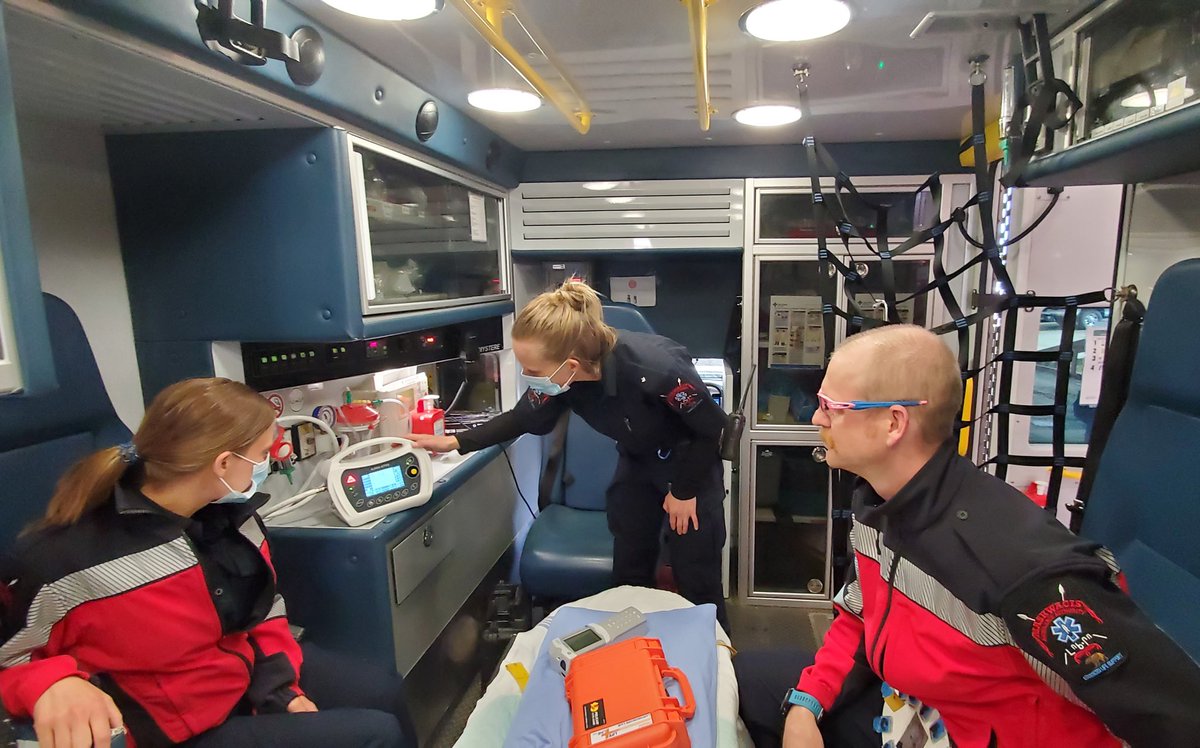 MaskwacisEMS's tweet photo. As this is paramedic services week a special note of recognition to the MAA paramedic team and others across Canada https://t.co/lWHIVy1u3e