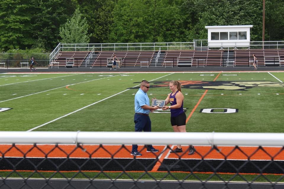 During the opening ceremonies of the <a href="/MMACSports/">MMAC Sports</a> Championship Track &amp; Field Meet, <a href="/sarahmarvin_23/">Sarah Marvin</a> was awarded the 46th Annual Flint Area Kiwanis Female Student Athlete of the Year Award. 

Sarah is the first ever Byron student athlete to receive this award. Congratulations Sarah!