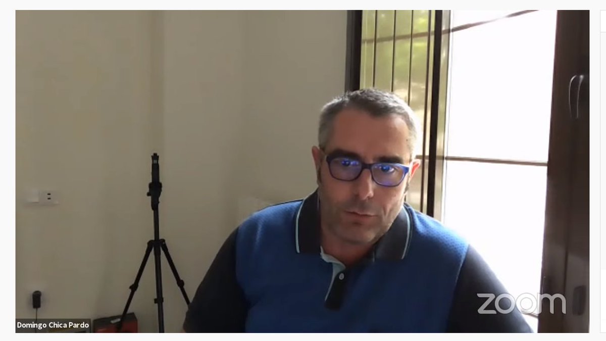 1º Pregunta! <a href="/juanfisicahr/">Juan Francisco</a>: ¿Hacia dónde se encamina la educación para ti? responde <a href="/dchicapardo/">Domingo Chica Pardo</a> : "El alumnado no el centro sino que haya un cambio en la evaluación para guiarles en un aprendizaje conceptual y competencial. ¿Por qué y para qué aprendo?"