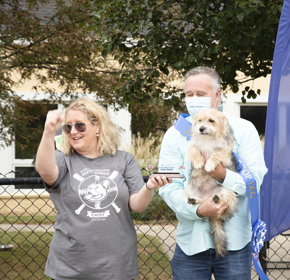 Your dog could be the next Mutt Strut Ambassa-dog!
1. First, register at bit.ly/cRI9Uh
2. Log into the participant center, 
 upload a photo of your dog and explain why you’re on a quest to become Top Dog
3. Start asking your family and friends to help you raise funds