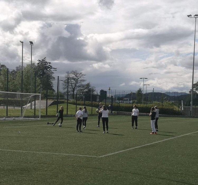 ⚽️S1-3 FOOTBALL⚽️

🤩Mr Elder taking the girls for football tonight! 
<a href="/HElderrPE/">Mr Elder</a> 

🙋🏽‍♀️Get involved in our after school clubs- no experience needed!

✏️Sign up sheets in the PE corridor