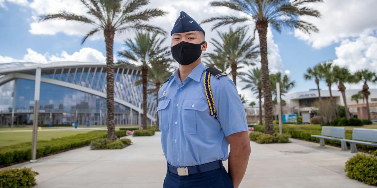 ERAU_Daytona's tweet photo. “Attending ERAU is by far one of the best decisions that I have made in my life thus far.” - Andrew Wang, Air Force Association (AFA) Outstanding ROTC Cadet of the Year Award Winner https://t.co/wiNlBCStLL #MilitaryAppreciationMonth #GoERAU #MilitaryEducation #Military https://t.co/alahvP1mZa
